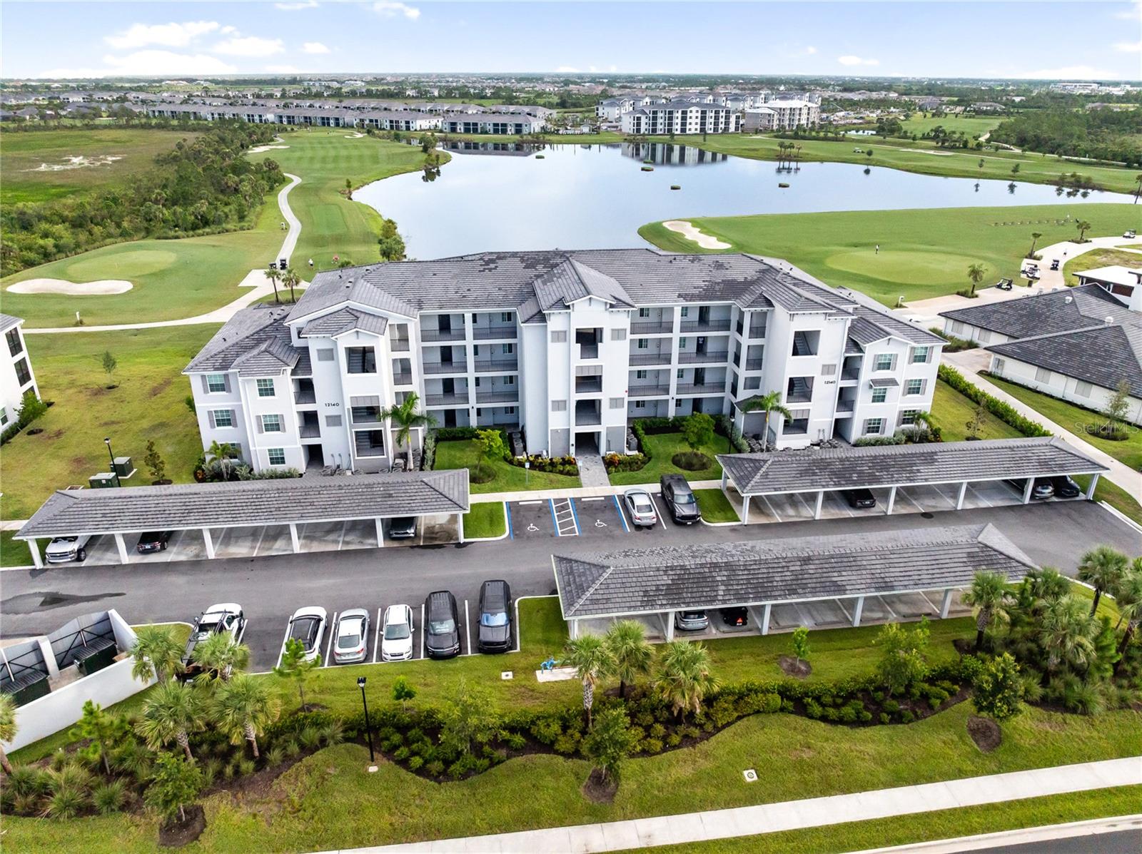Image 18 of 82 For 12140 Wellen Golf Street 402