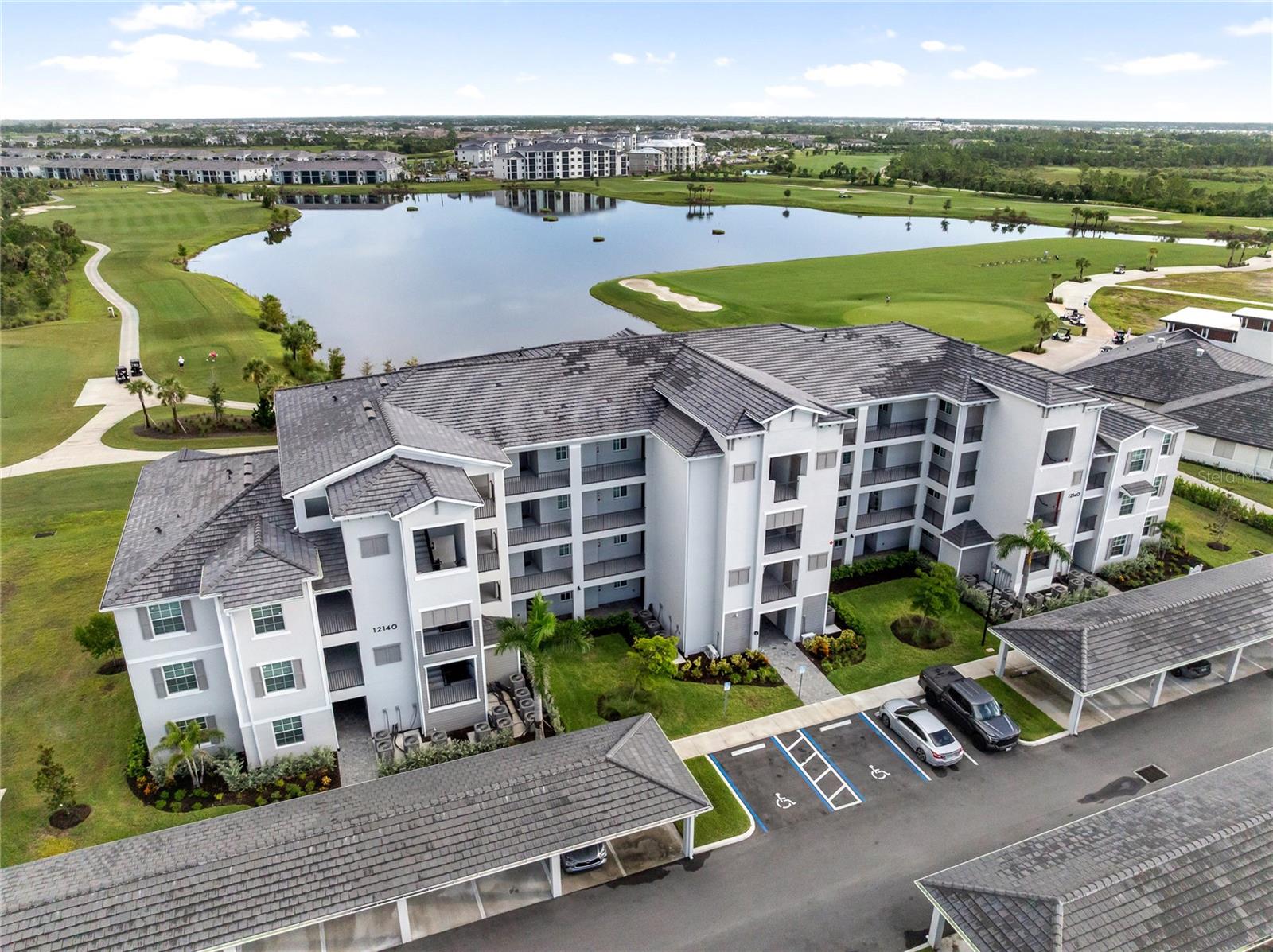 Image 19 of 82 For 12140 Wellen Golf Street 402