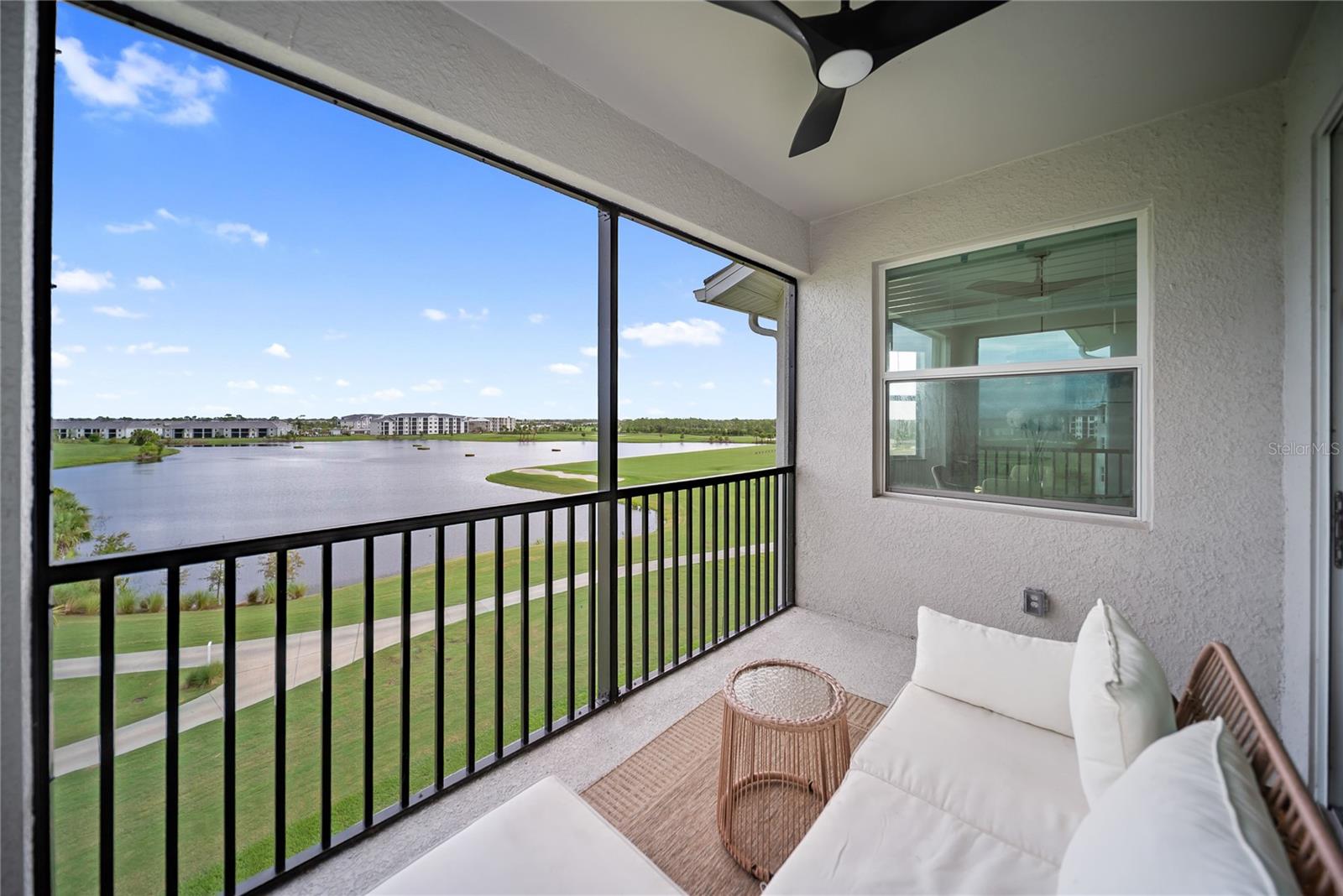 Image 23 of 82 For 12140 Wellen Golf Street 402