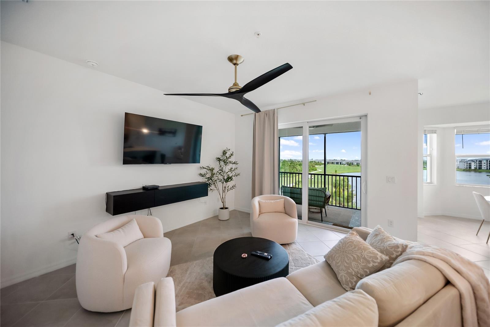 Image 28 of 82 For 12140 Wellen Golf Street 402