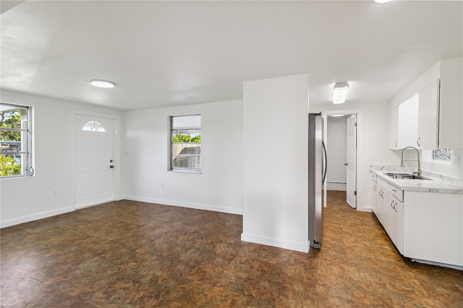 Image 11 of 65 For 306 Langsner Street