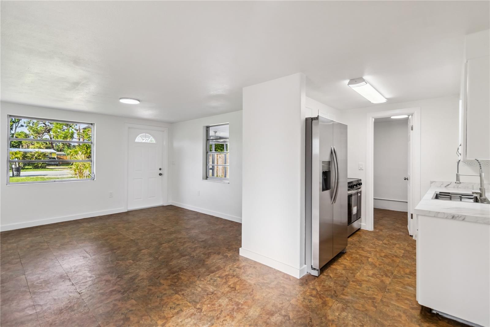 Image 12 of 65 For 306 Langsner Street