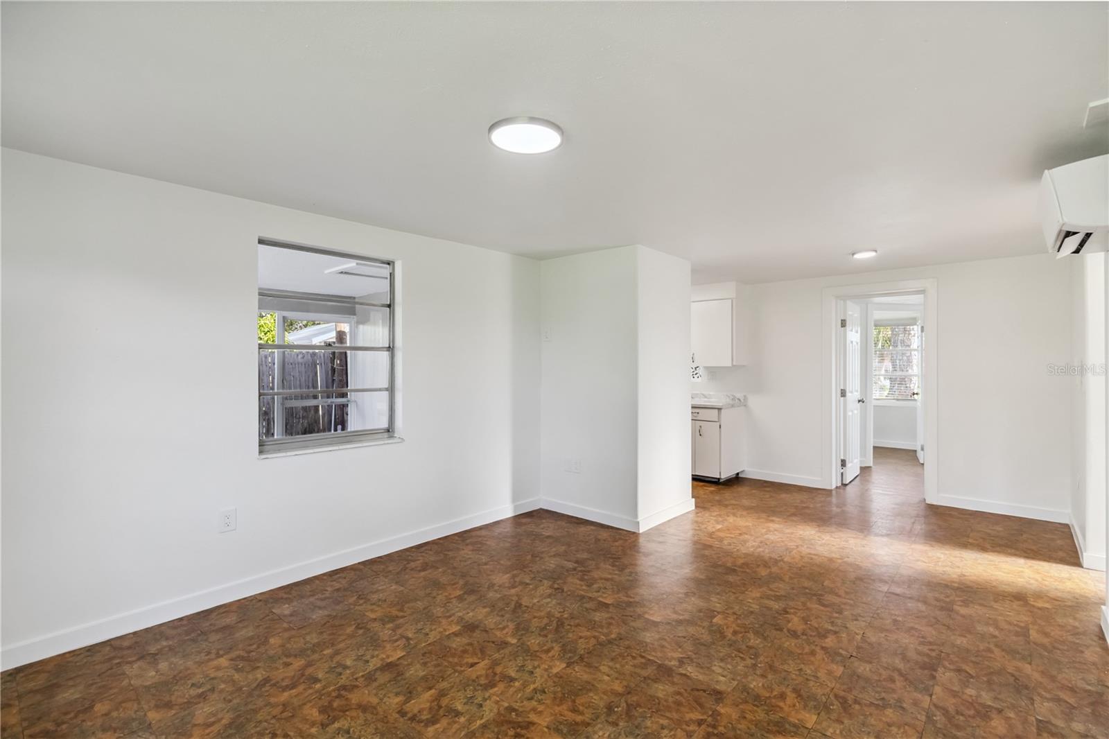 Image 14 of 65 For 306 Langsner Street
