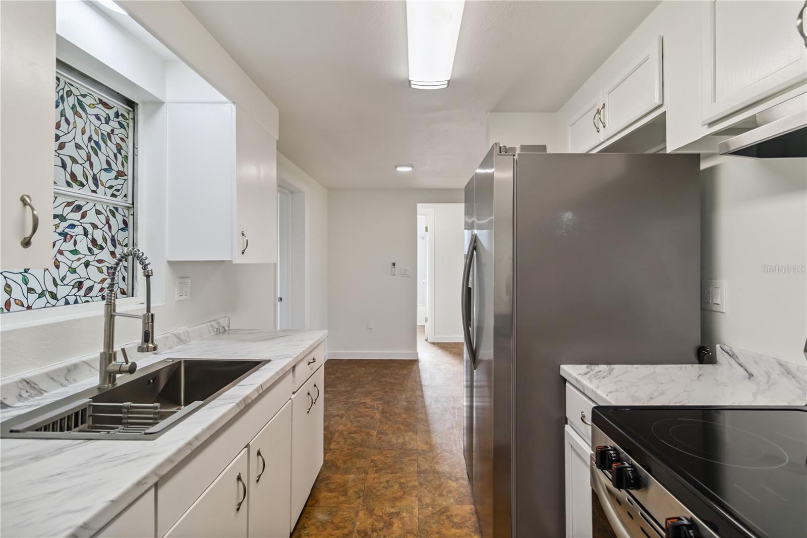 Image 16 of 65 For 306 Langsner Street