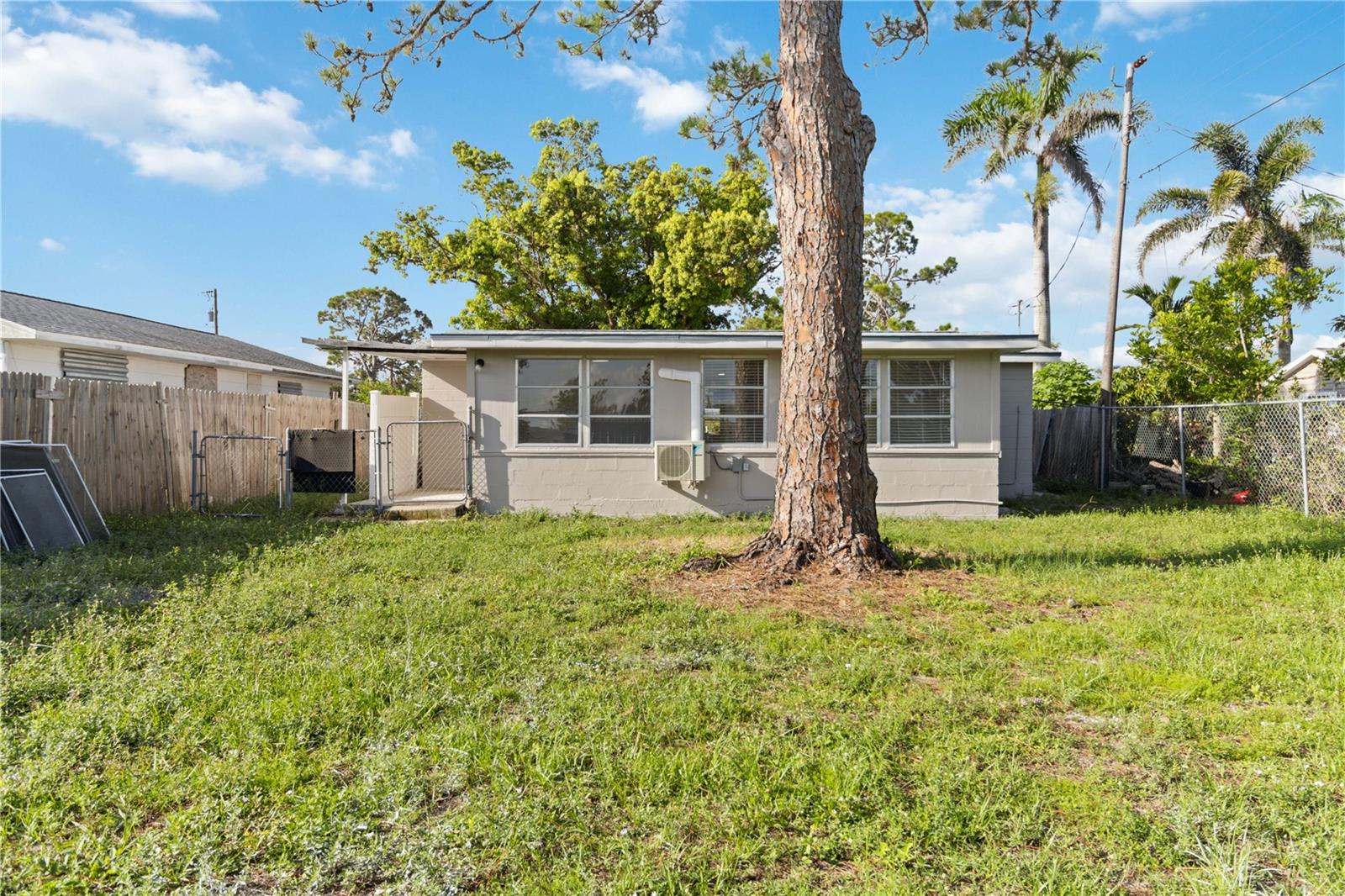 Image 41 of 65 For 306 Langsner Street