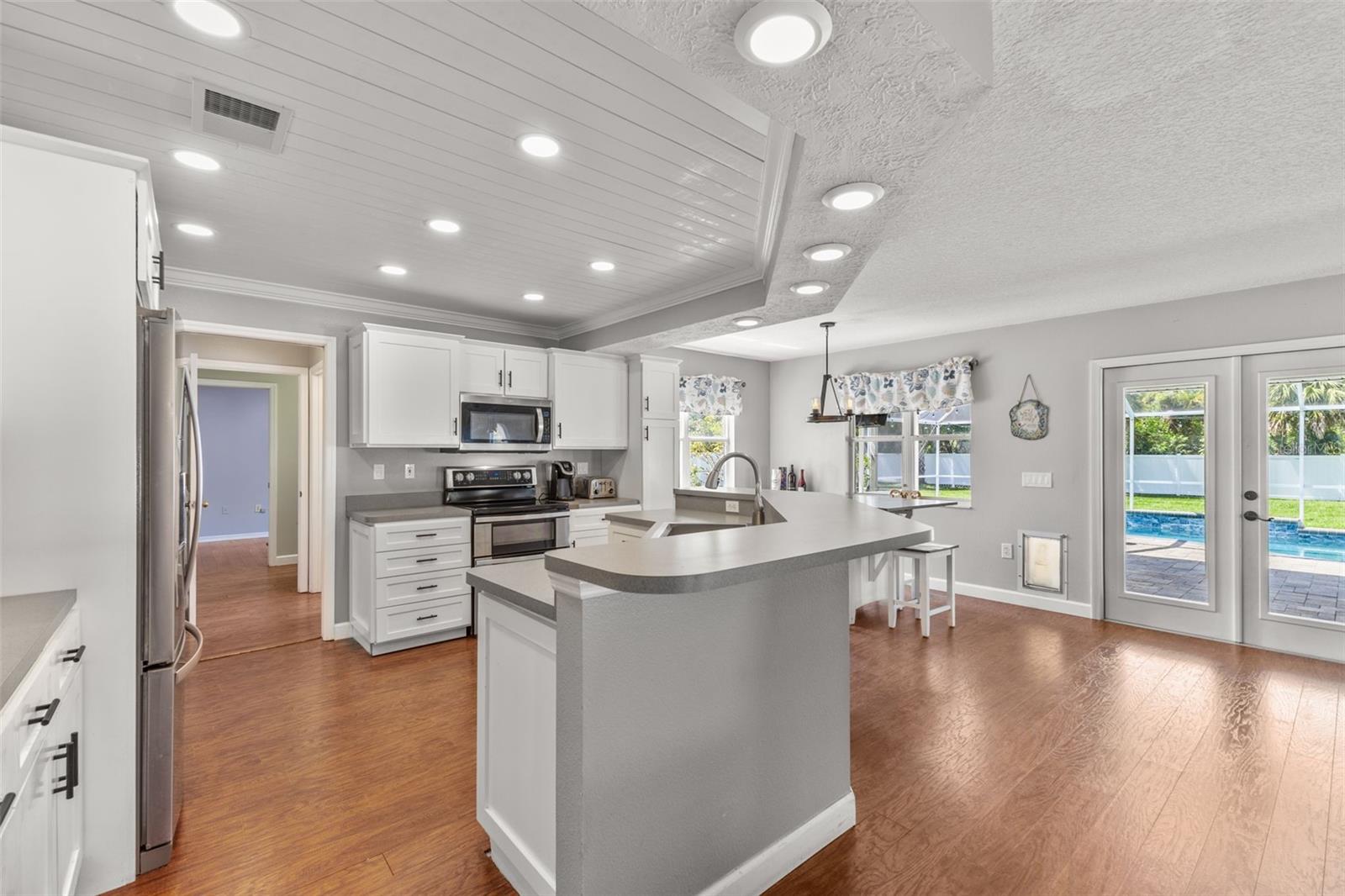 Image 4 of 44 For 14711 1st Avenue E
