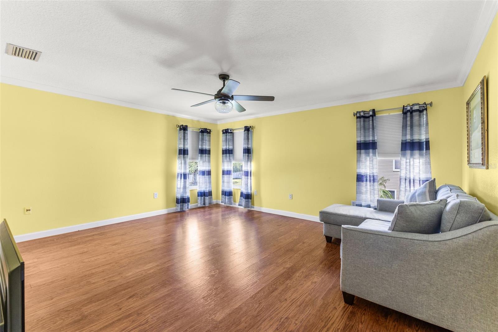 Image 42 of 44 For 14711 1st Avenue E