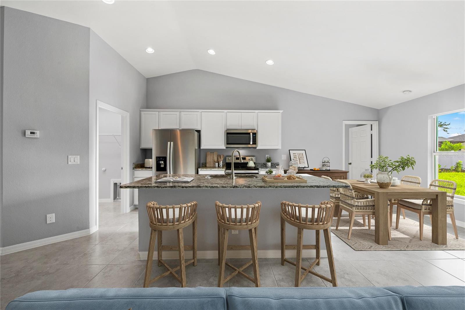 Image 4 of 16 For 10177 Quimper Avenue
