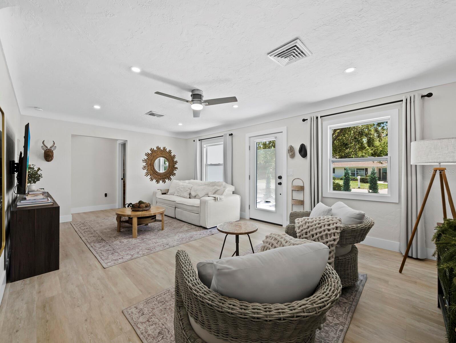 Image 10 of 52 For 3439 Fair Oaks Place