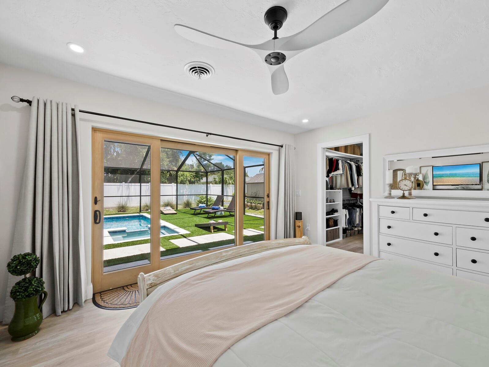 Image 29 of 52 For 3439 Fair Oaks Place