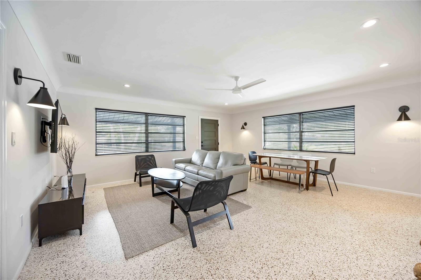 Image 10 of 28 For 2105 Hibiscus Street