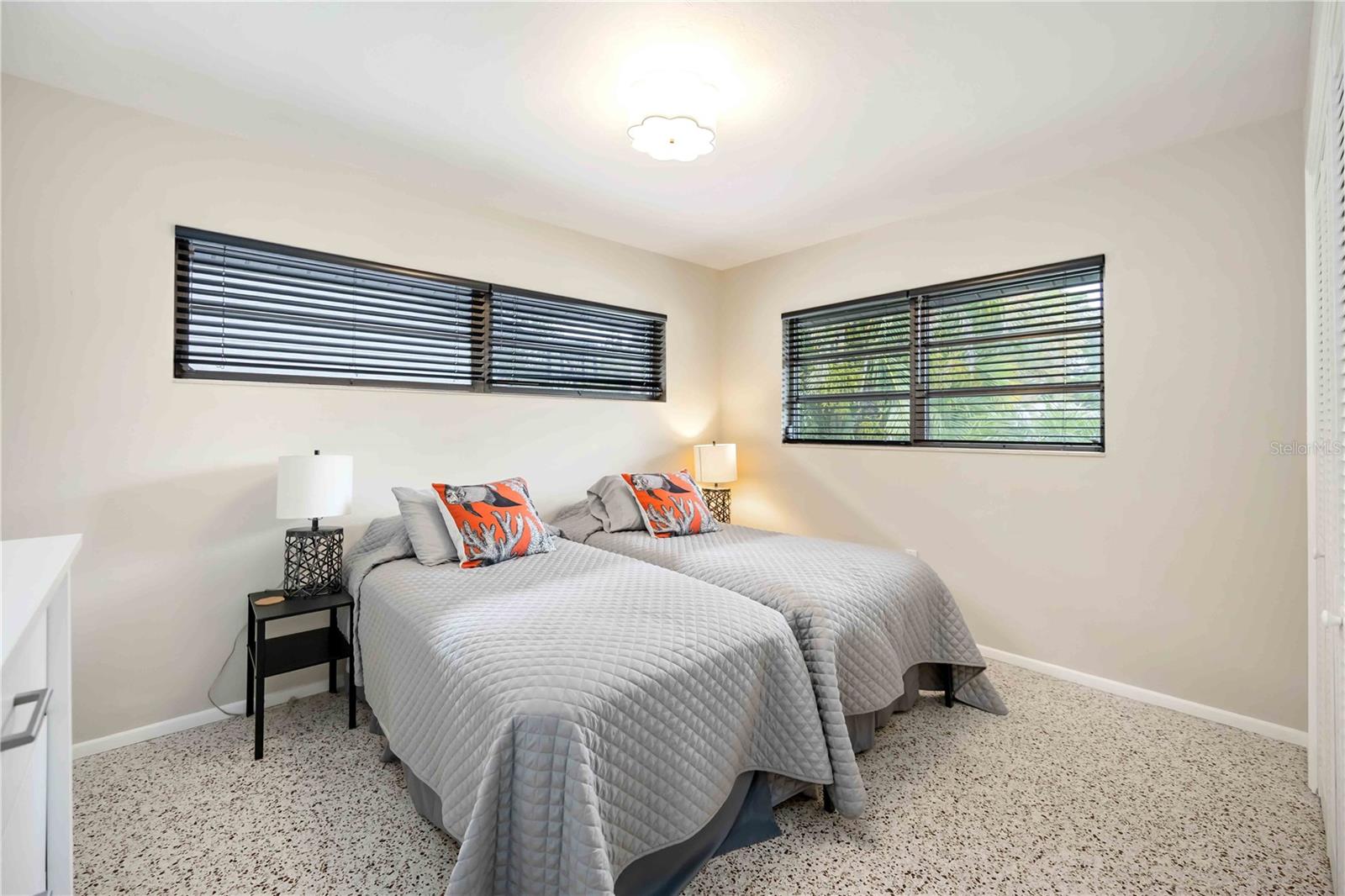 Image 16 of 28 For 2105 Hibiscus Street