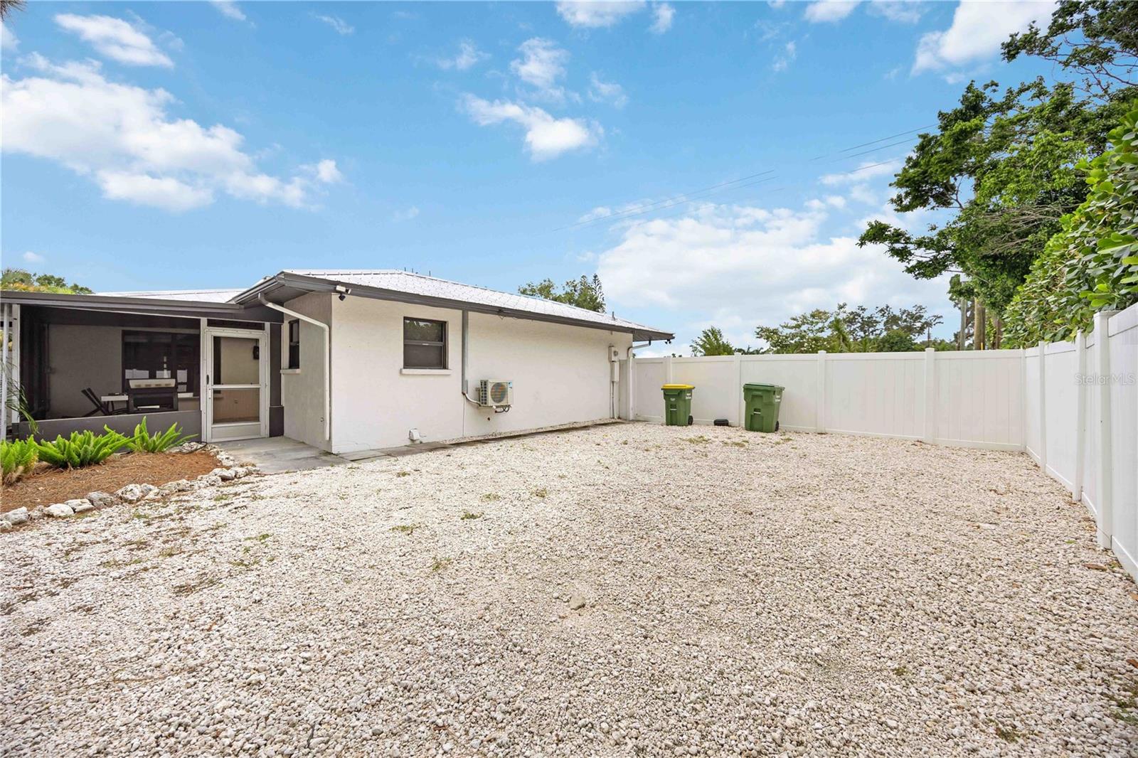 Image 28 of 28 For 2105 Hibiscus Street