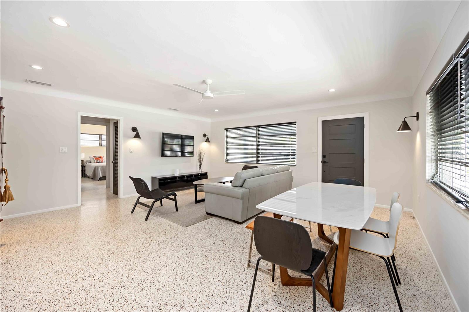 Image 7 of 28 For 2105 Hibiscus Street