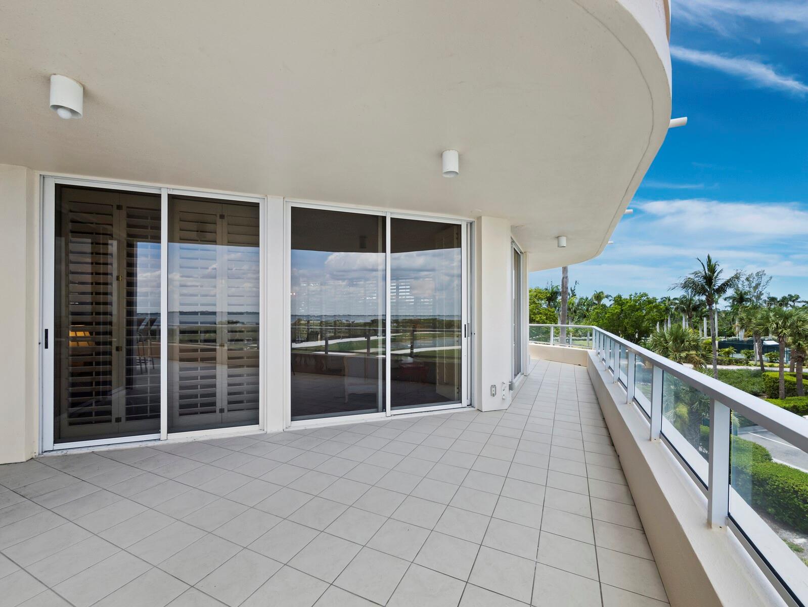 Image 10 of 64 For 3030 Grand Bay Boulevard 312