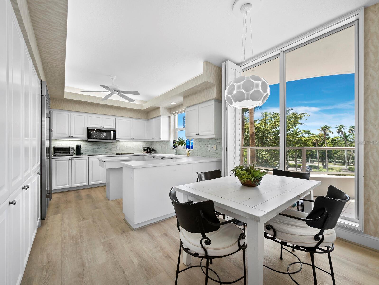 Image 13 of 64 For 3030 Grand Bay Boulevard 312