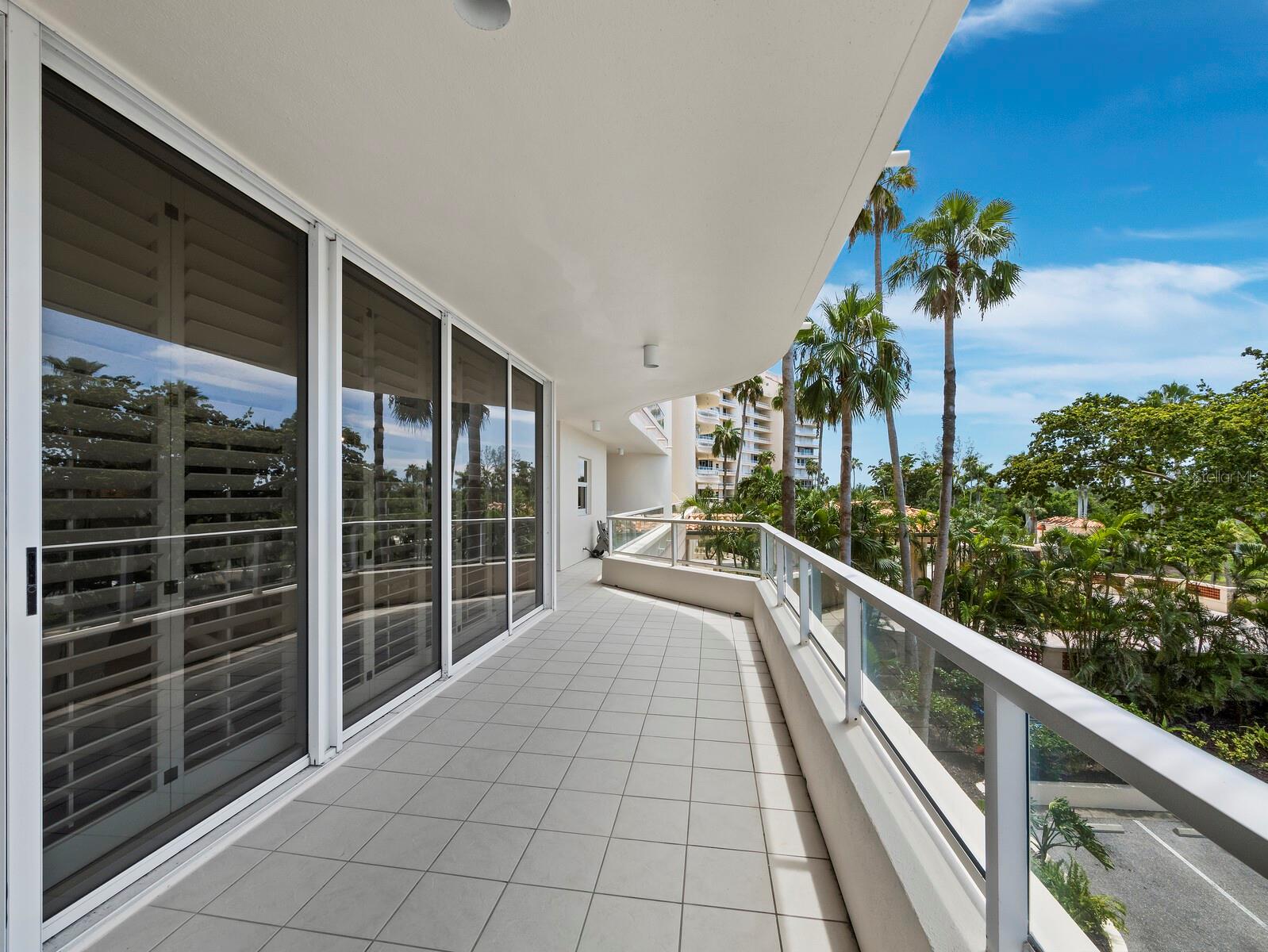 Image 27 of 64 For 3030 Grand Bay Boulevard 312