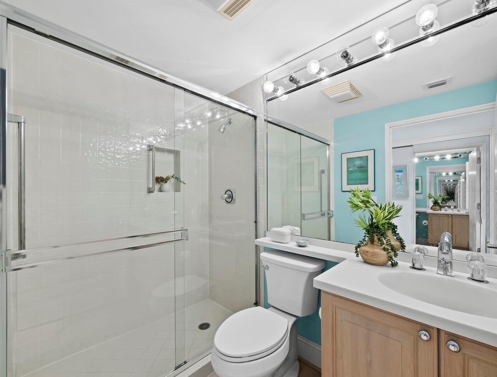 Image 29 of 64 For 3030 Grand Bay Boulevard 312