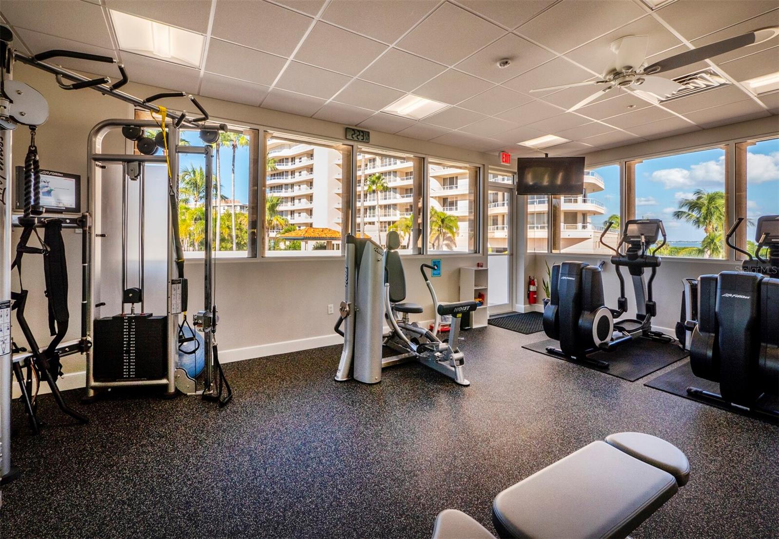 Image 43 of 64 For 3030 Grand Bay Boulevard 312