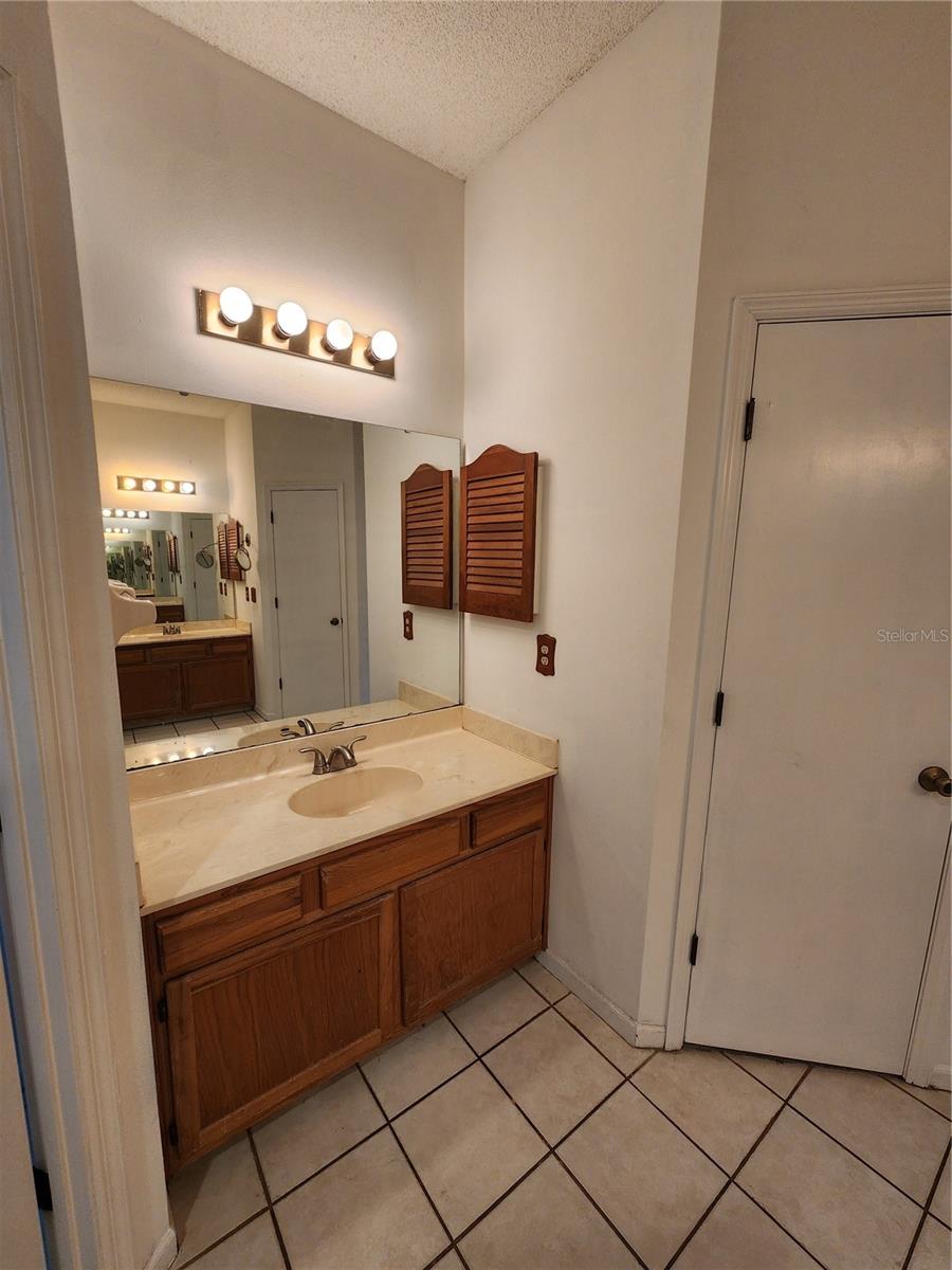 Image 27 of 39 For 4011 78th Drive E