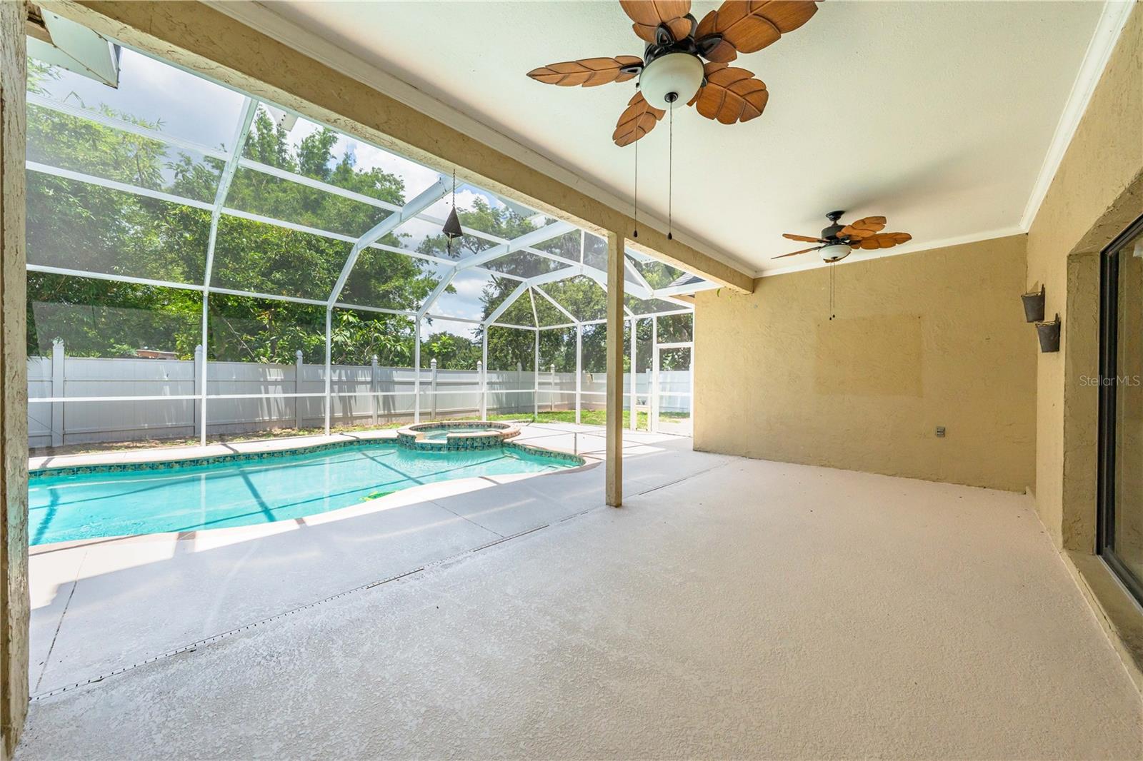 Image 40 of 67 For 4011 78th Drive E