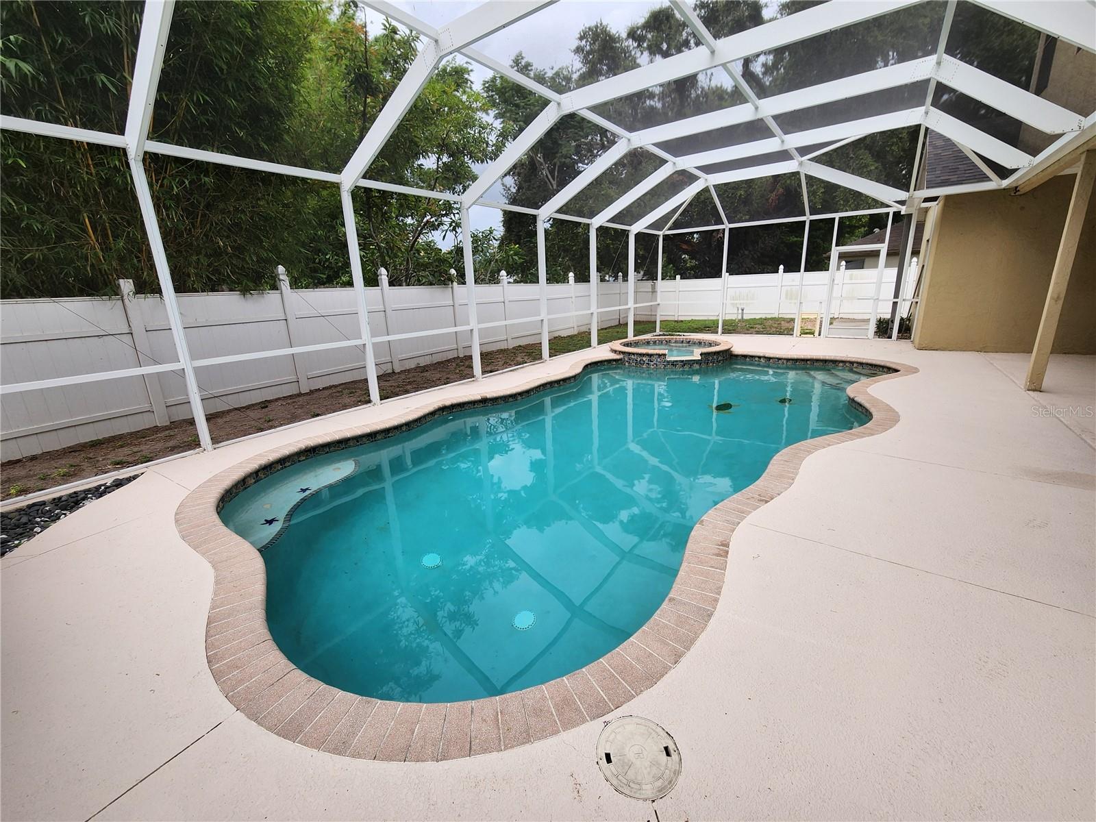 Image 8 of 39 For 4011 78th Drive E
