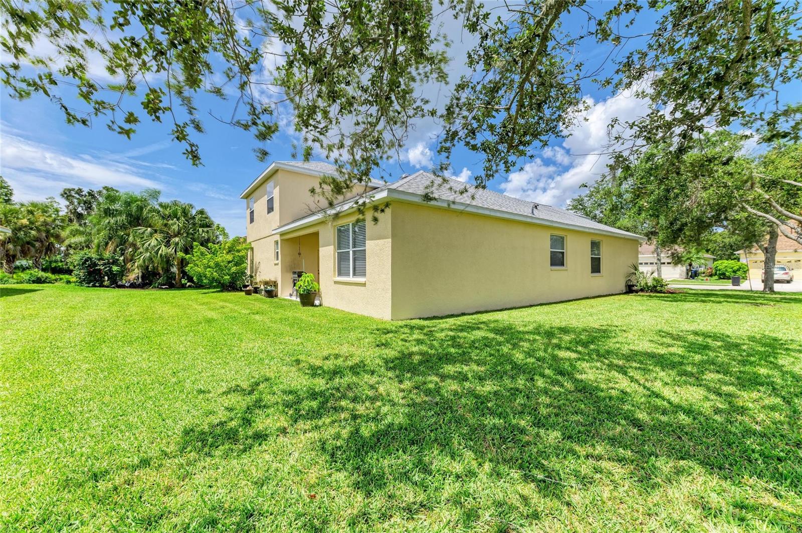 Image 4 of 70 For 3316 61st Terrace E
