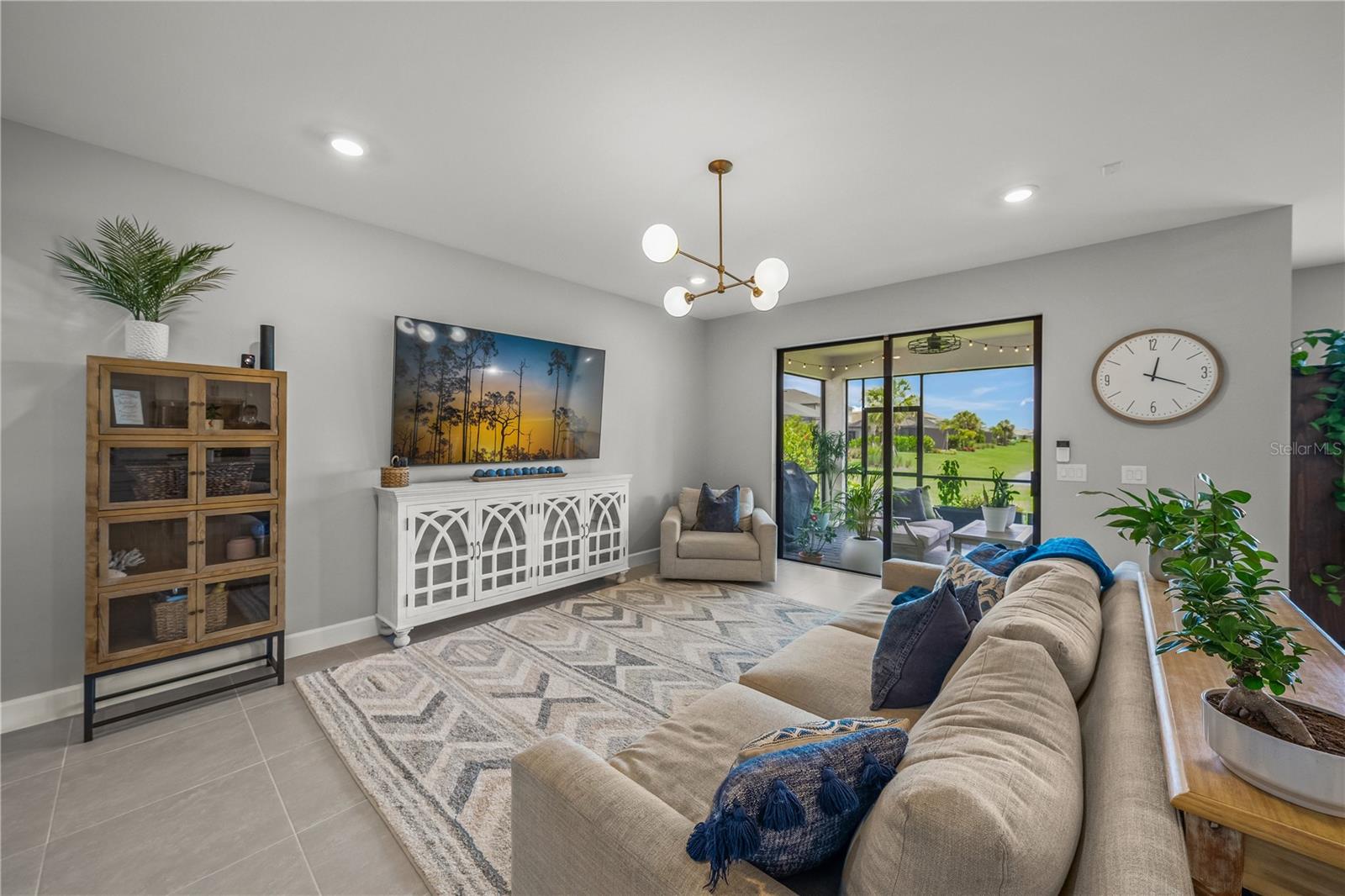 Image 7 of 40 For 16219 Pine Mist Drive