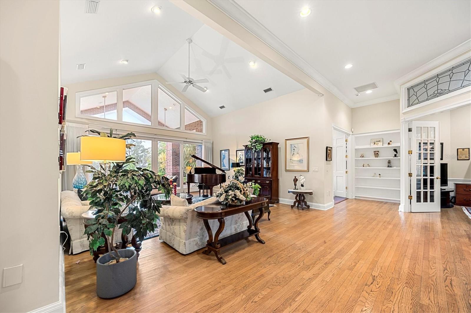 Image 33 of 85 For 6012 Shore Acres Drive