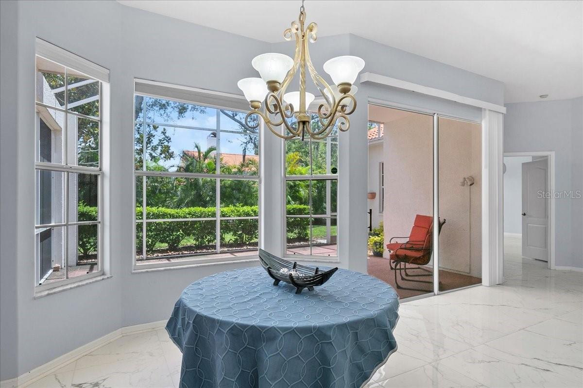 Image 11 of 22 For 5814 Fairwoods Circle