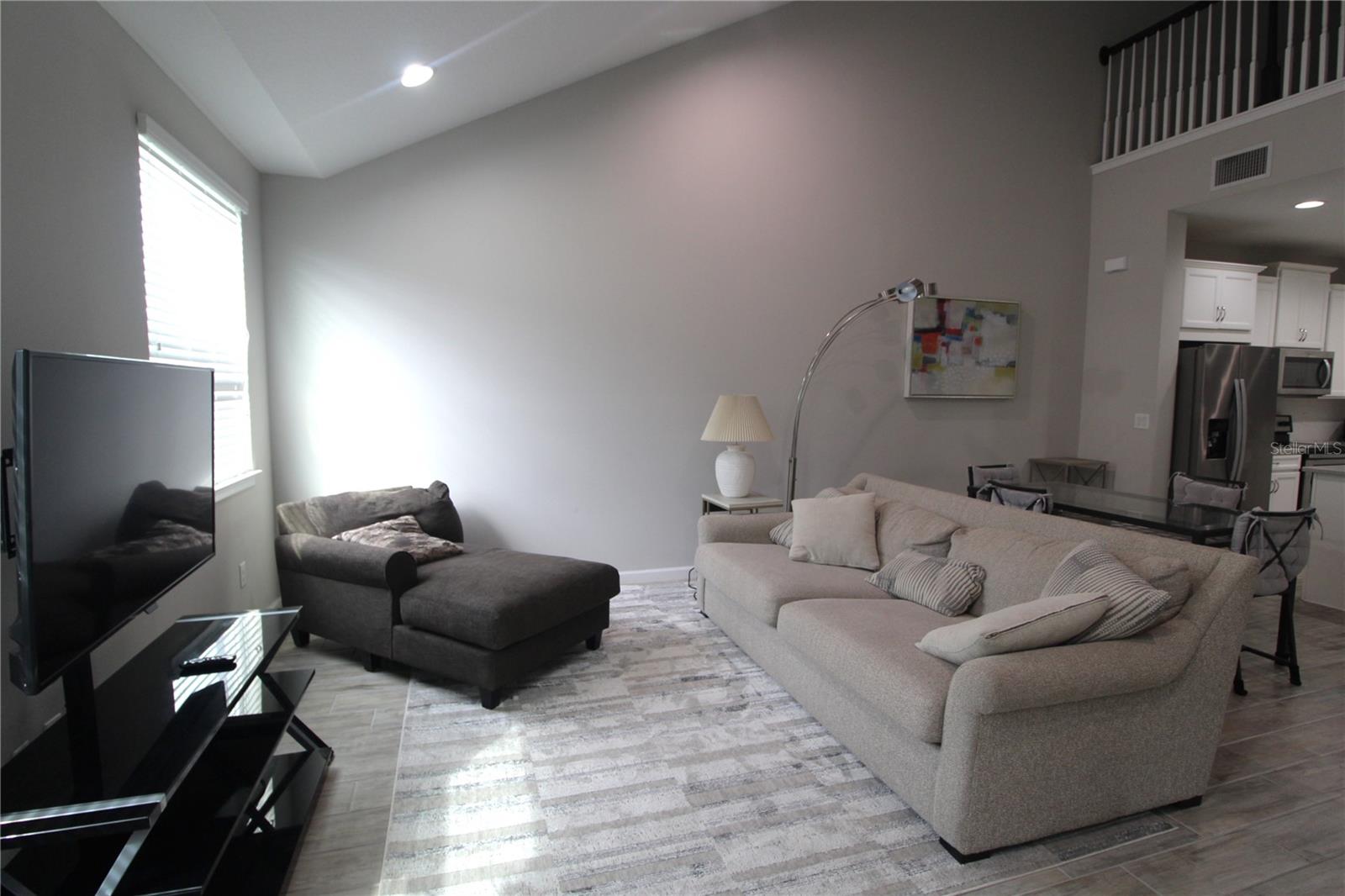 Image 10 of 40 For 11819 Brookside Drive
