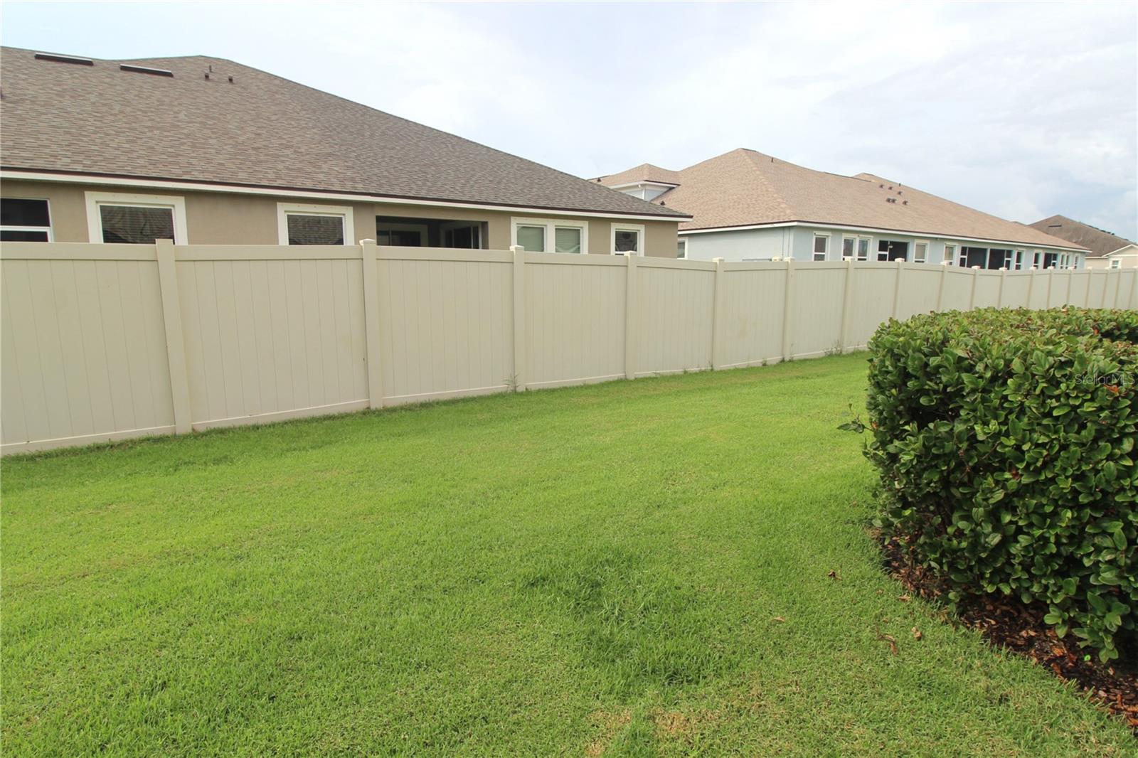 Image 32 of 40 For 11819 Brookside Drive