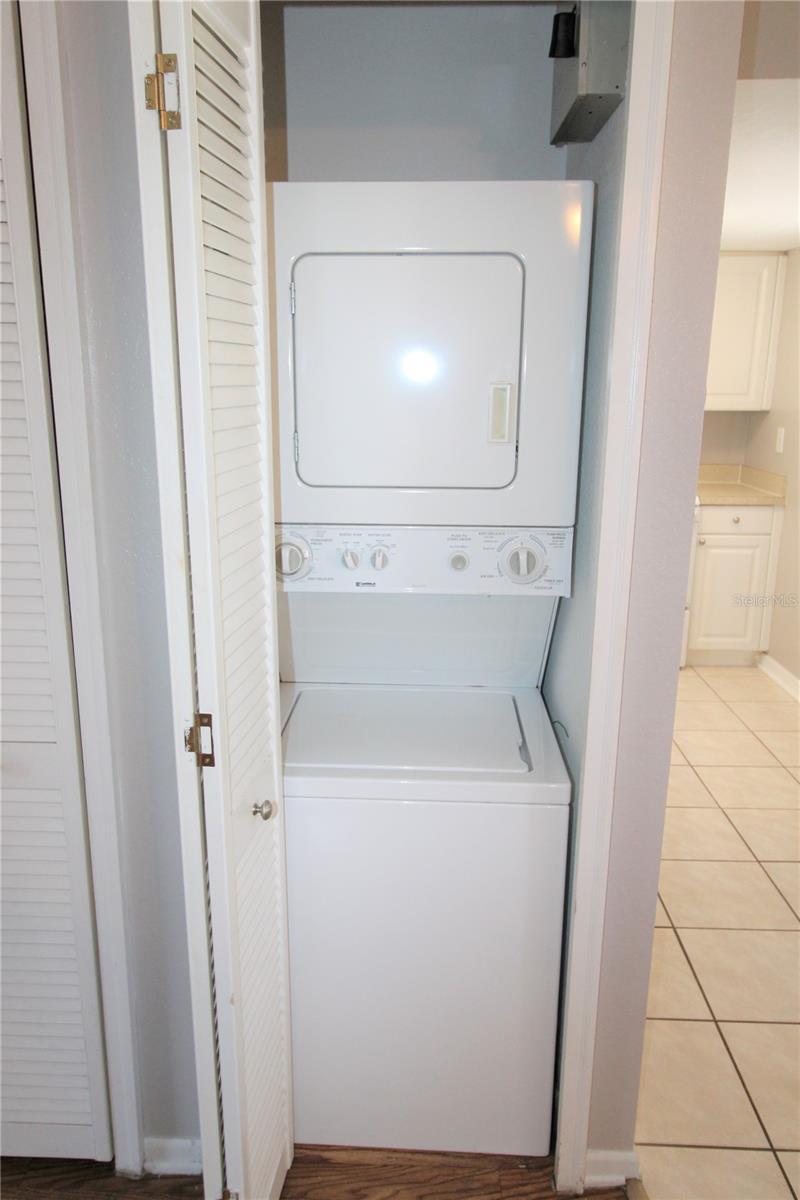 Image 8 of 15 For 5310 26th Street W 1205