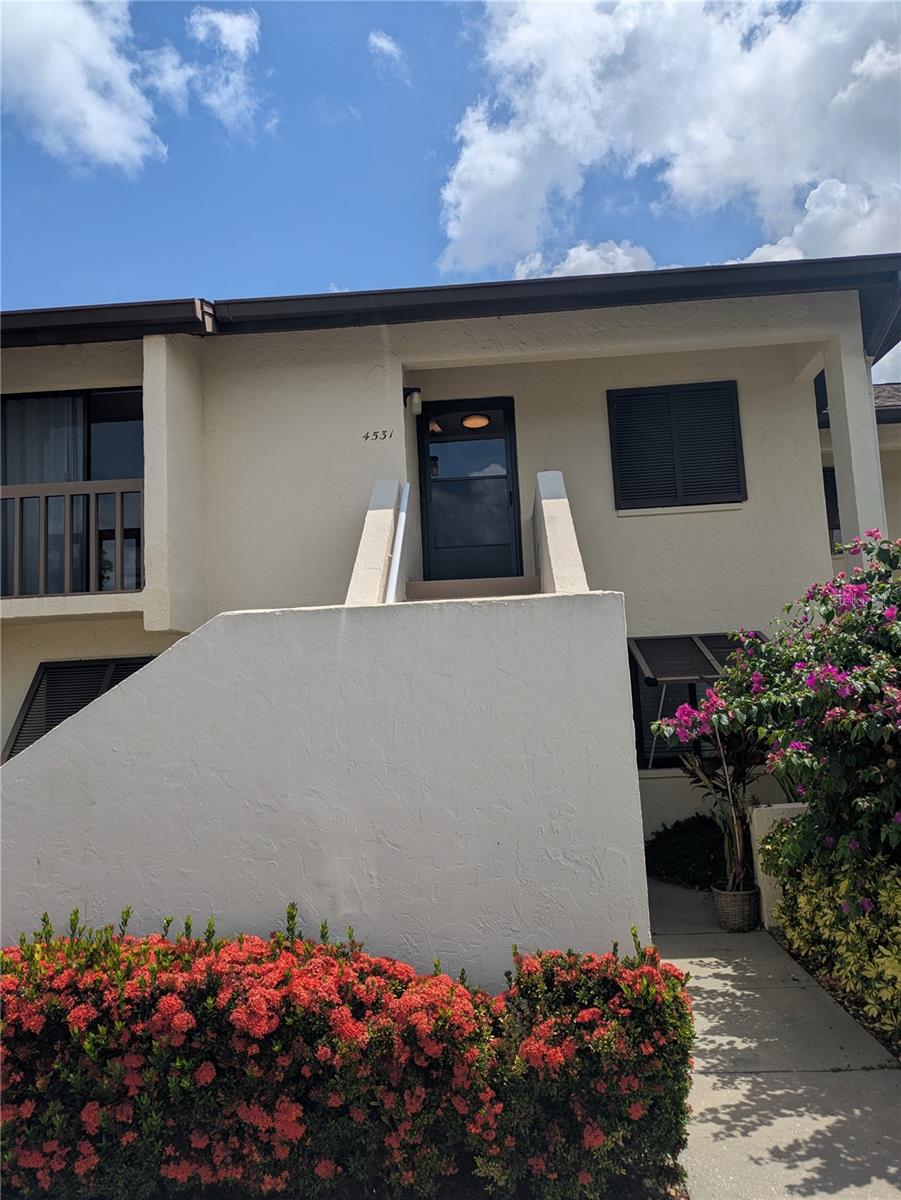 Image 2 of 43 For 4531 Longwater  16