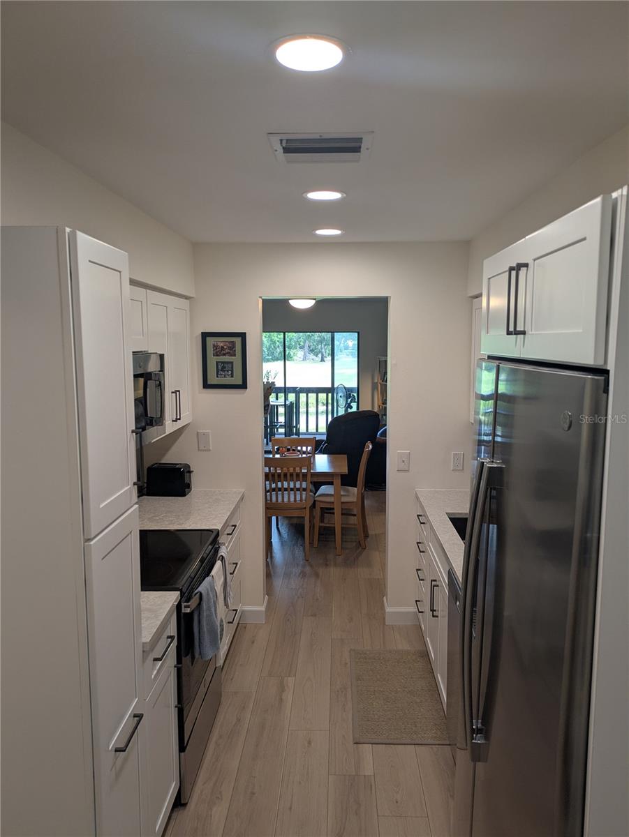 Image 4 of 43 For 4531 Longwater  16