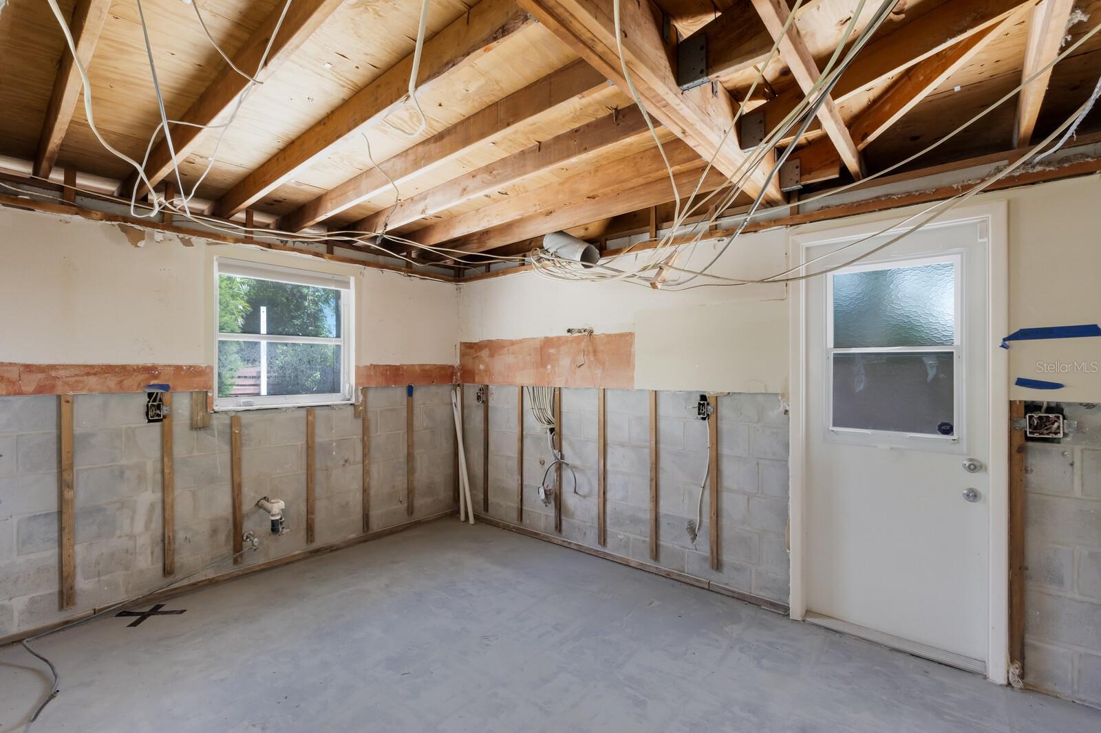 Image 10 of 30 For 212 71st Street