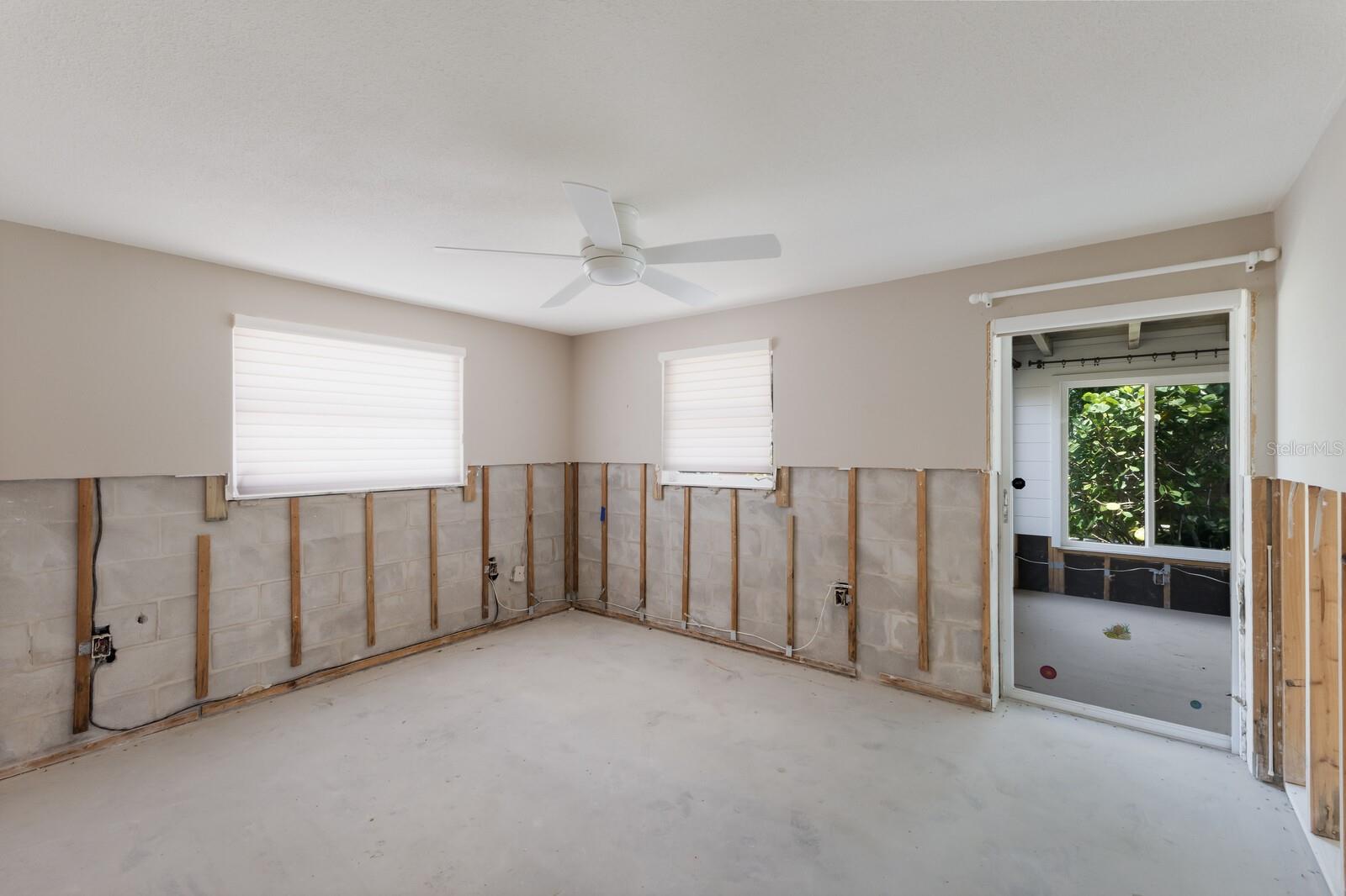 Image 15 of 30 For 212 71st Street