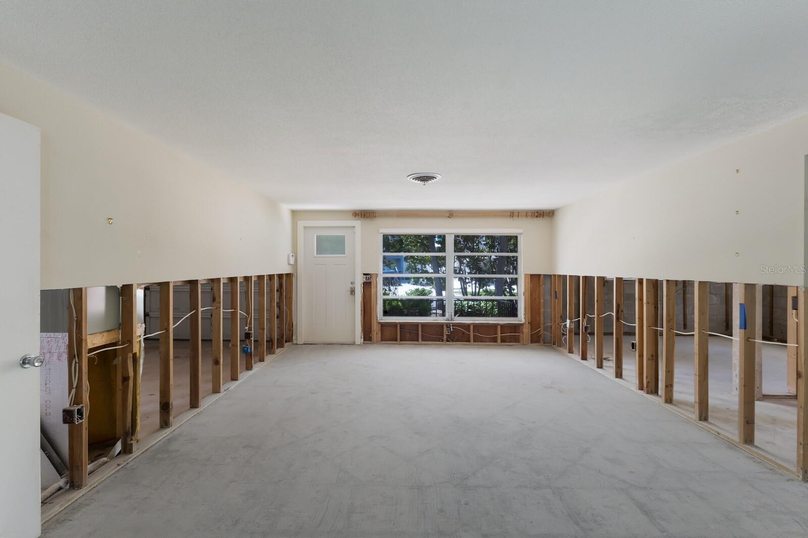 Image 5 of 30 For 212 71st Street