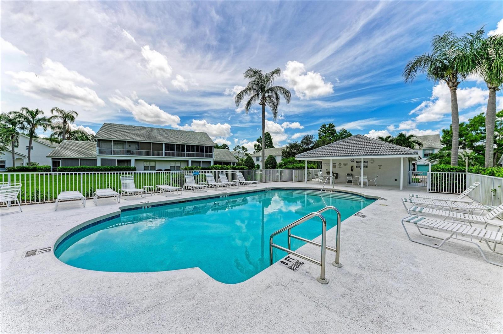 Image 45 of 51 For 6618 Pineview Terrace 6618