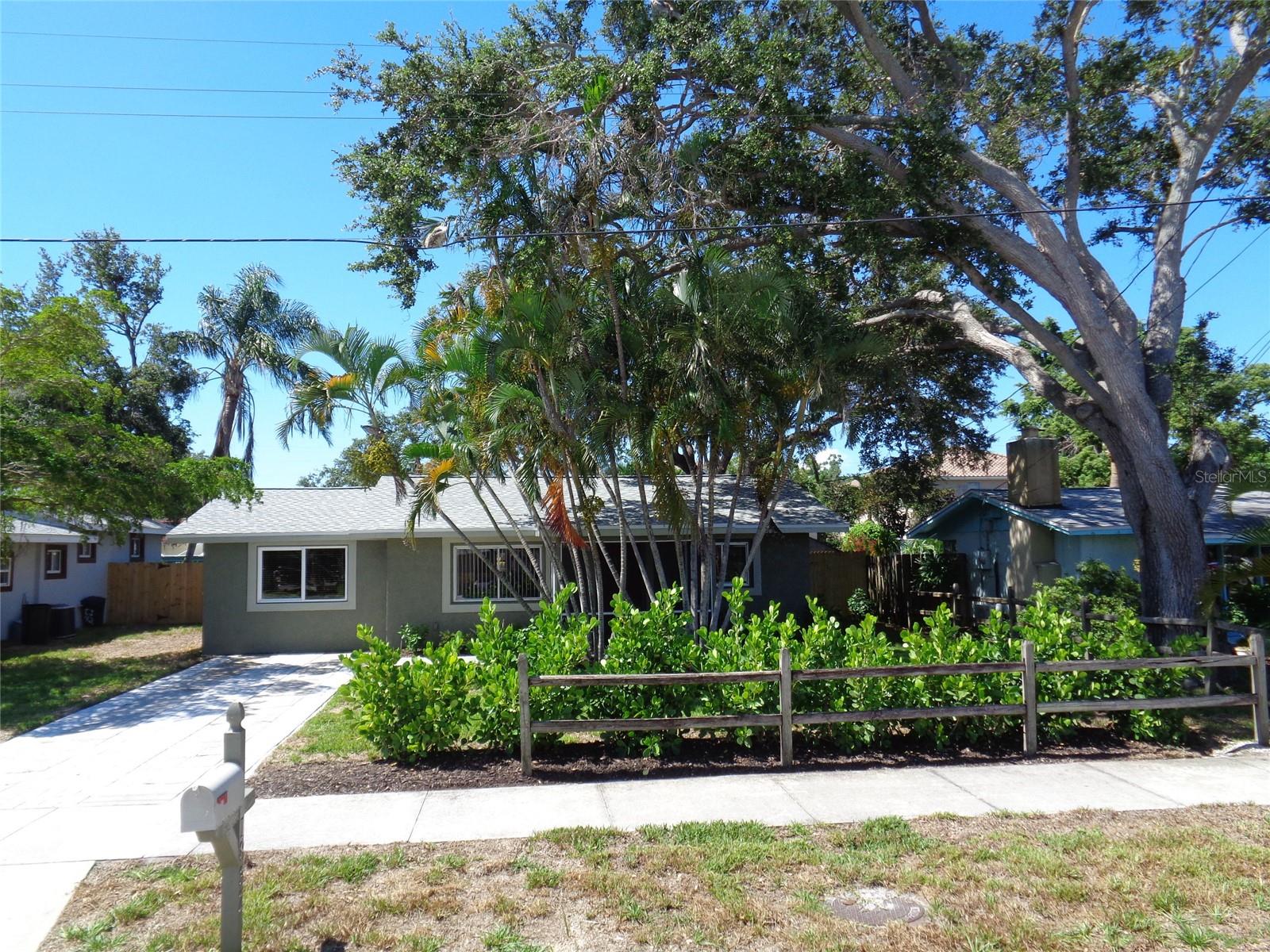 Details for 1832 Ivanhoe Street, SARASOTA, FL 34231