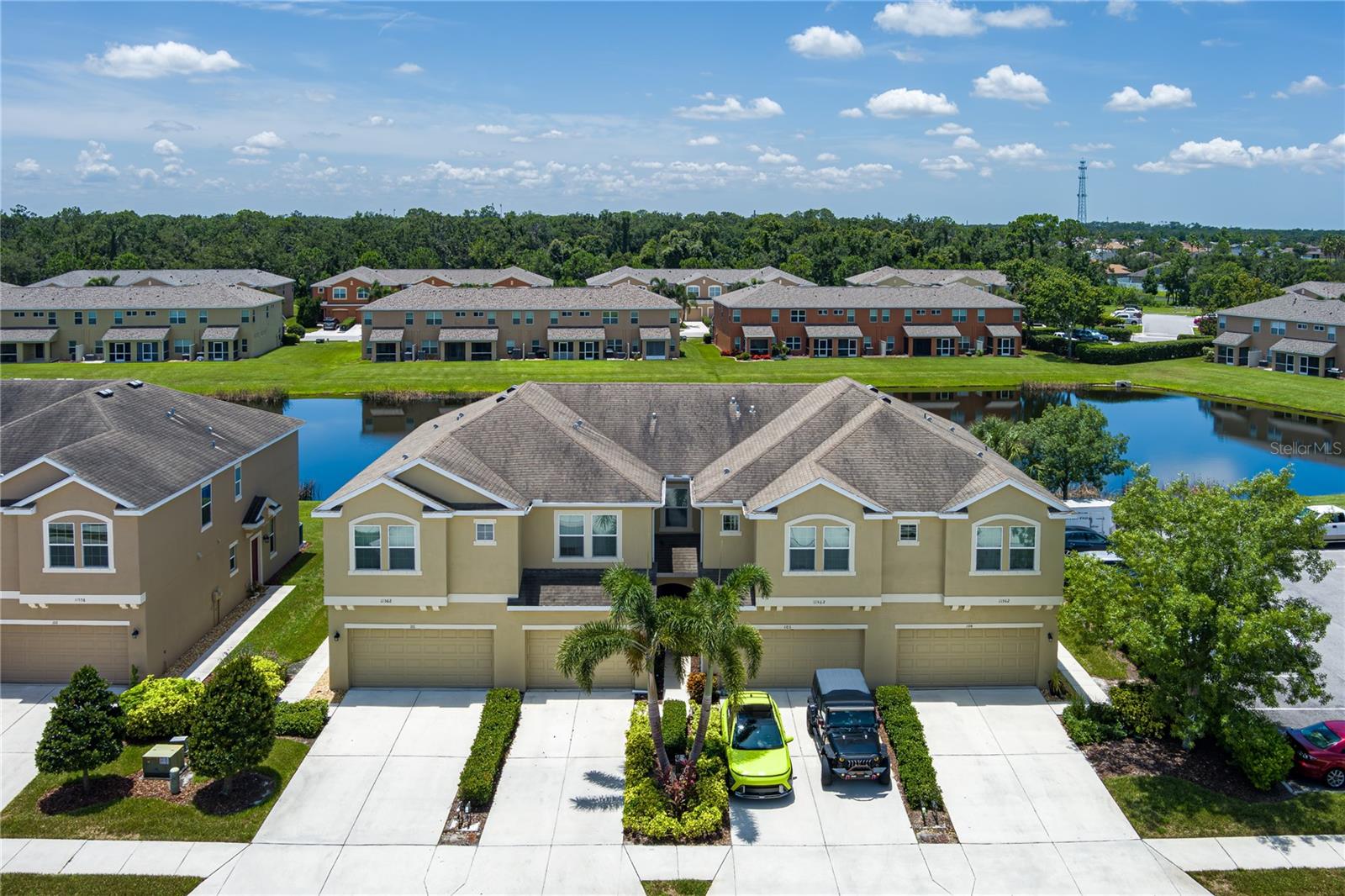 Image 4 of 35 For 11562 84th Street Circle E 103