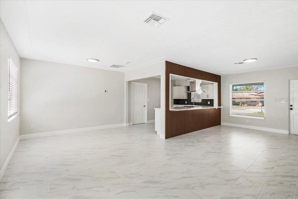 Image 4 of 21 For 203 22nd Street Ne