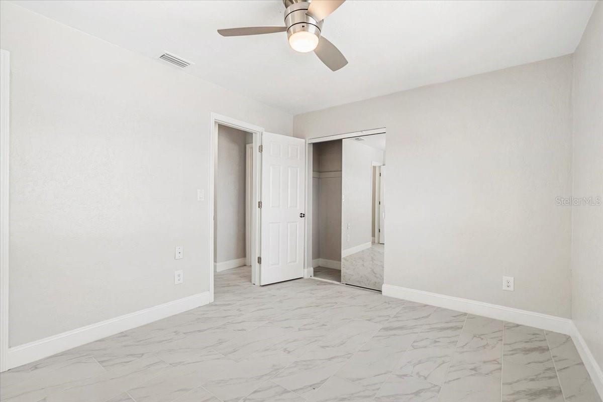 Image 6 of 21 For 203 22nd Street Ne