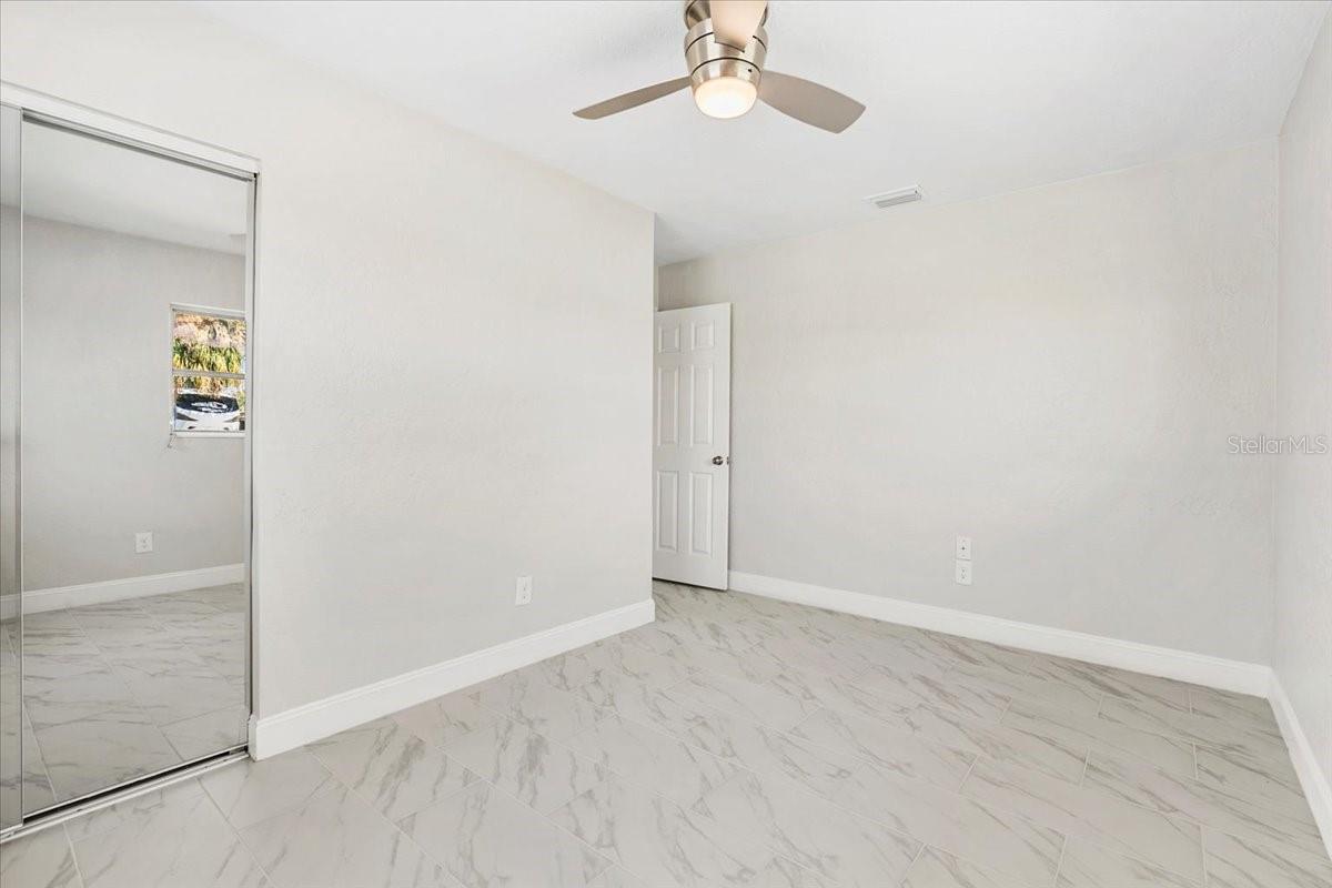 Image 7 of 21 For 203 22nd Street Ne
