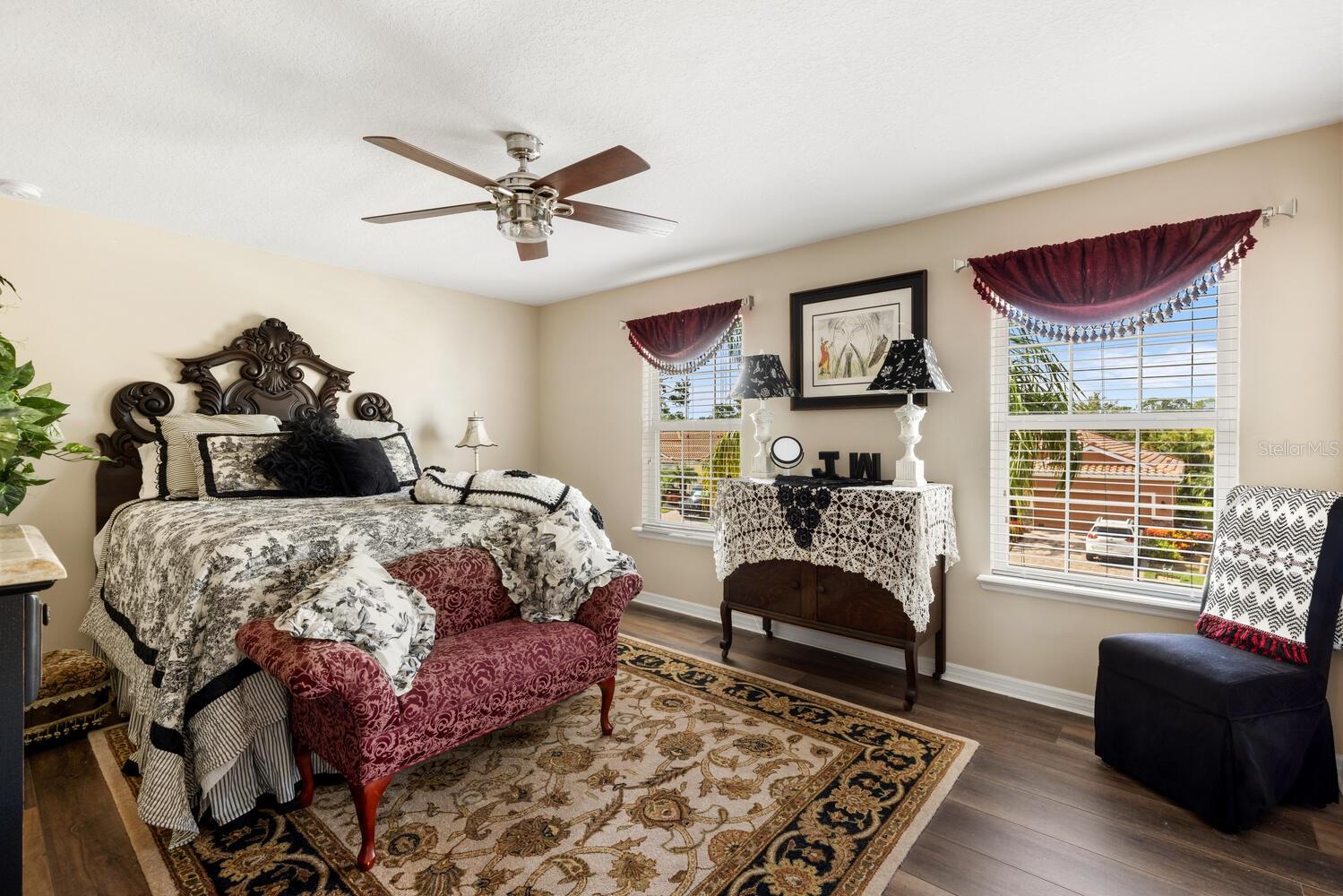 Image 19 of 34 For 3039 Oriole Drive