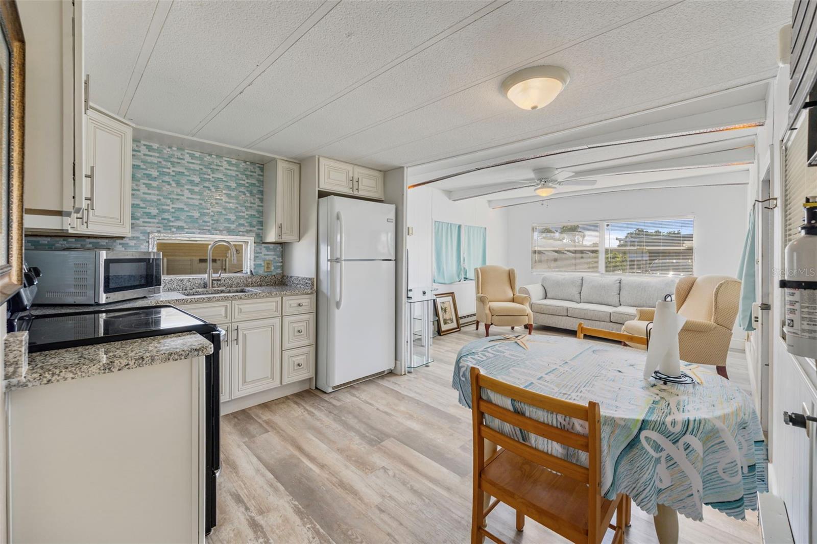 Image 12 of 20 For 2312 17th Street Court W