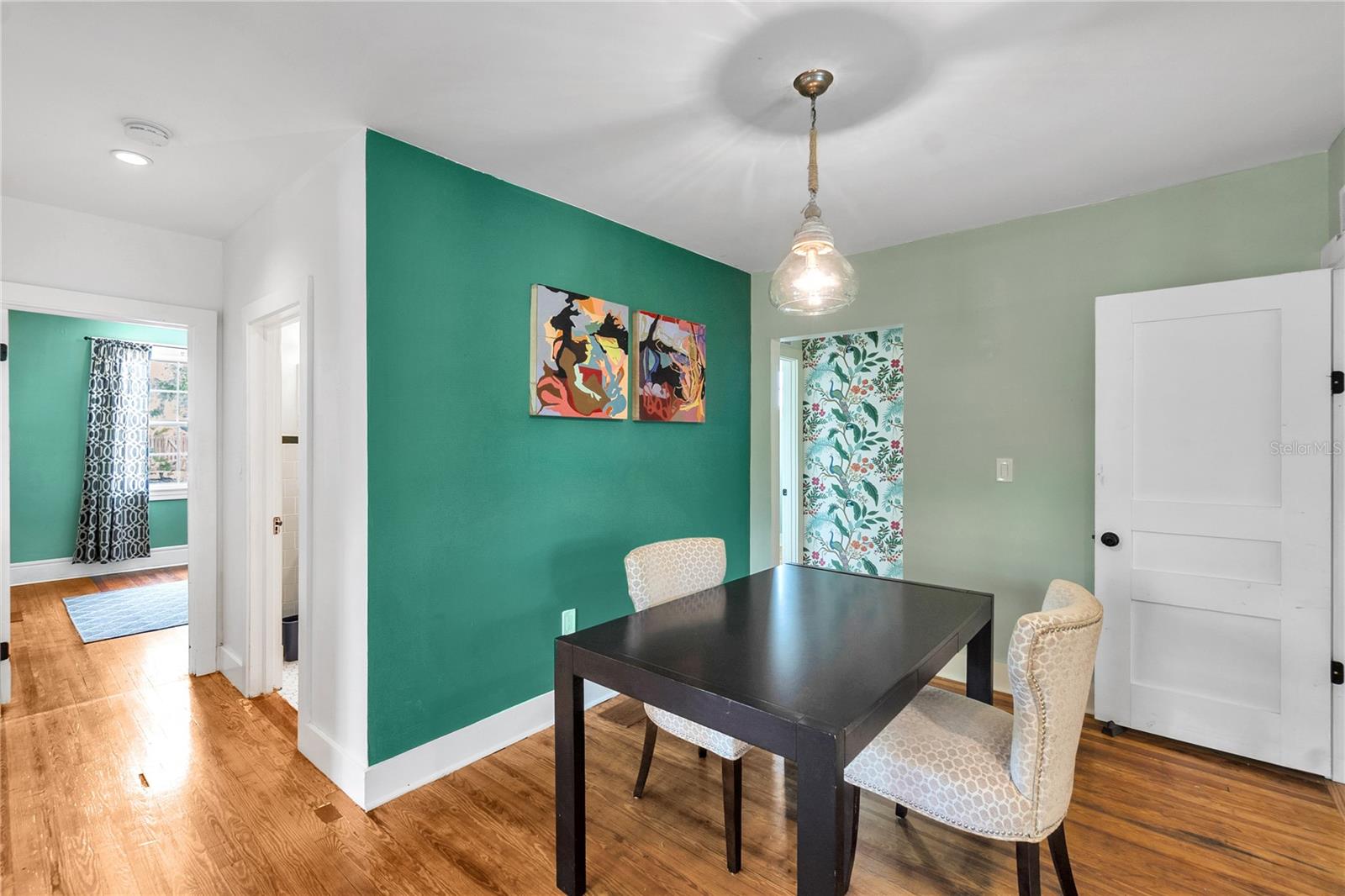 Image 11 of 30 For 2523 11th Avenue W