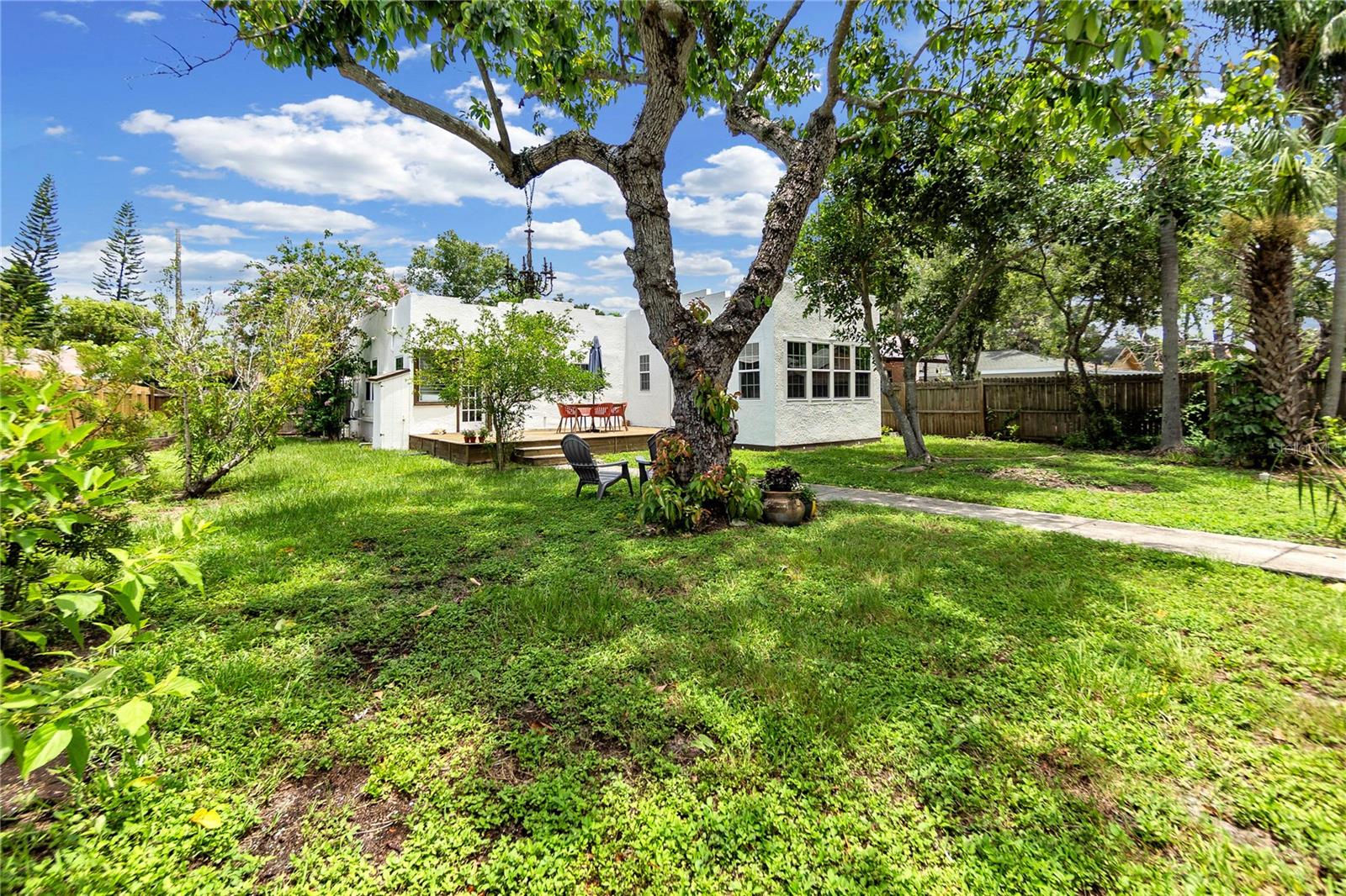 Image 27 of 30 For 2523 11th Avenue W
