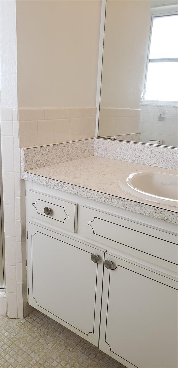 Image 16 of 20 For 4640 Orlando Circle