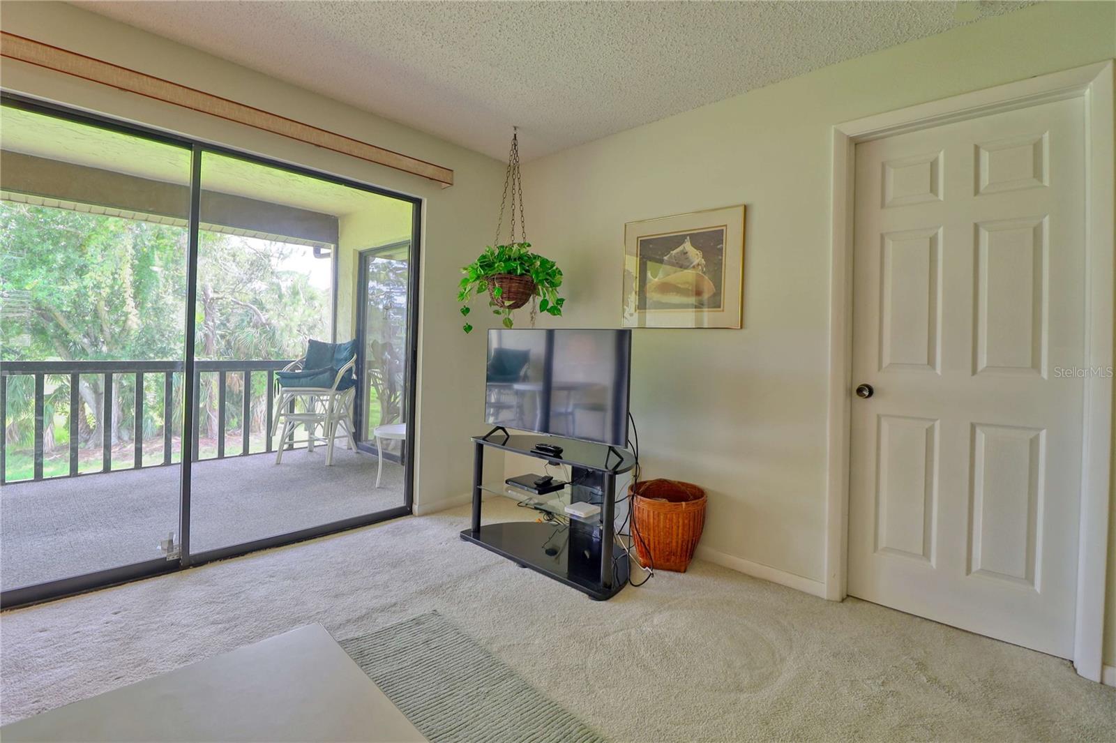 Image 13 of 85 For 4546 Longwater  44